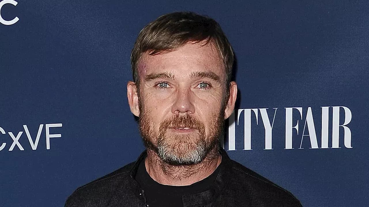 Was Ricky Schroder wrong to critique Dolly Parton's politics in a death tribute?